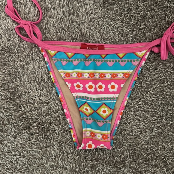 Super Cute💕 Bikini - Size S - NWT - Picture 2 of 5
